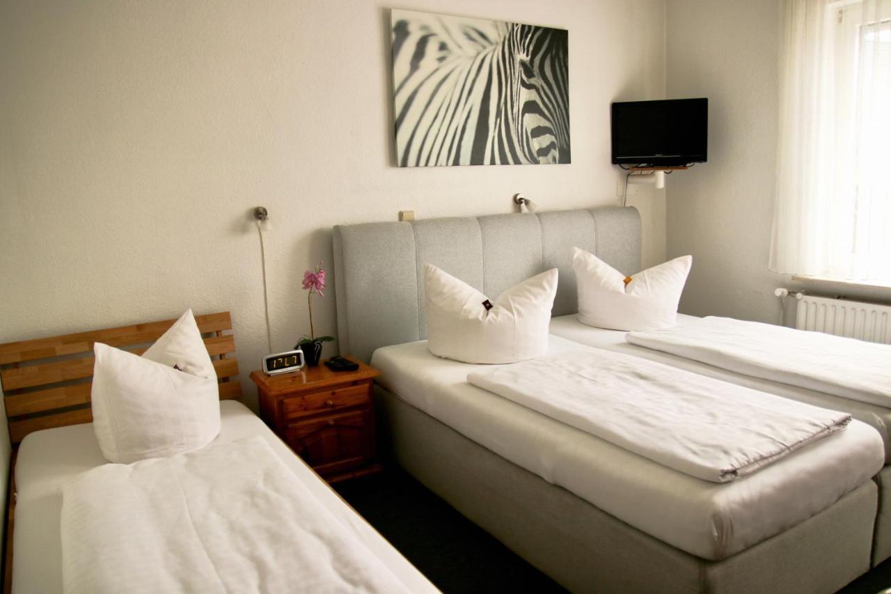 Hotel Meiendorfer Park Free Parking 함브루크 외부 사진