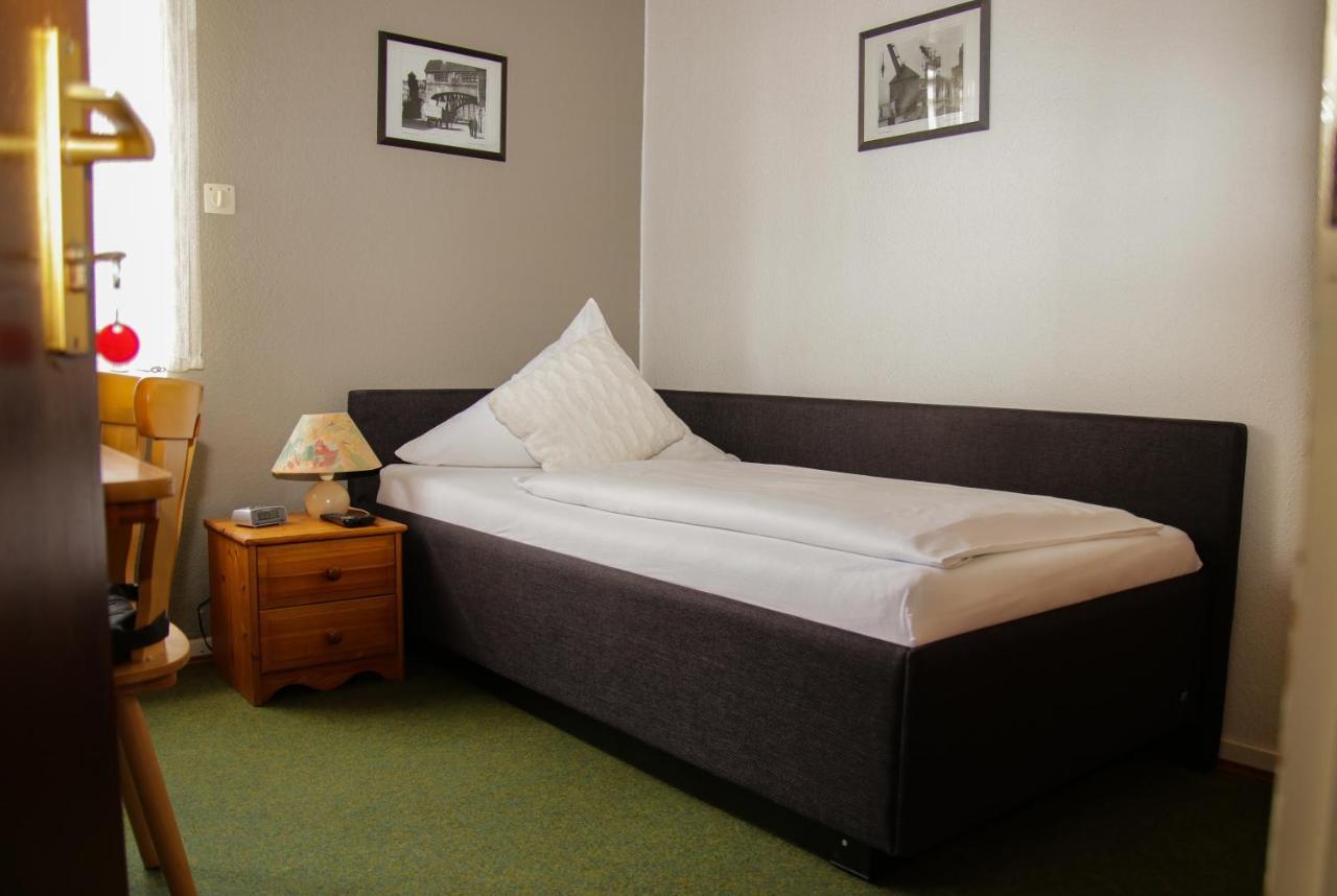 Hotel Meiendorfer Park Free Parking 함브루크 외부 사진