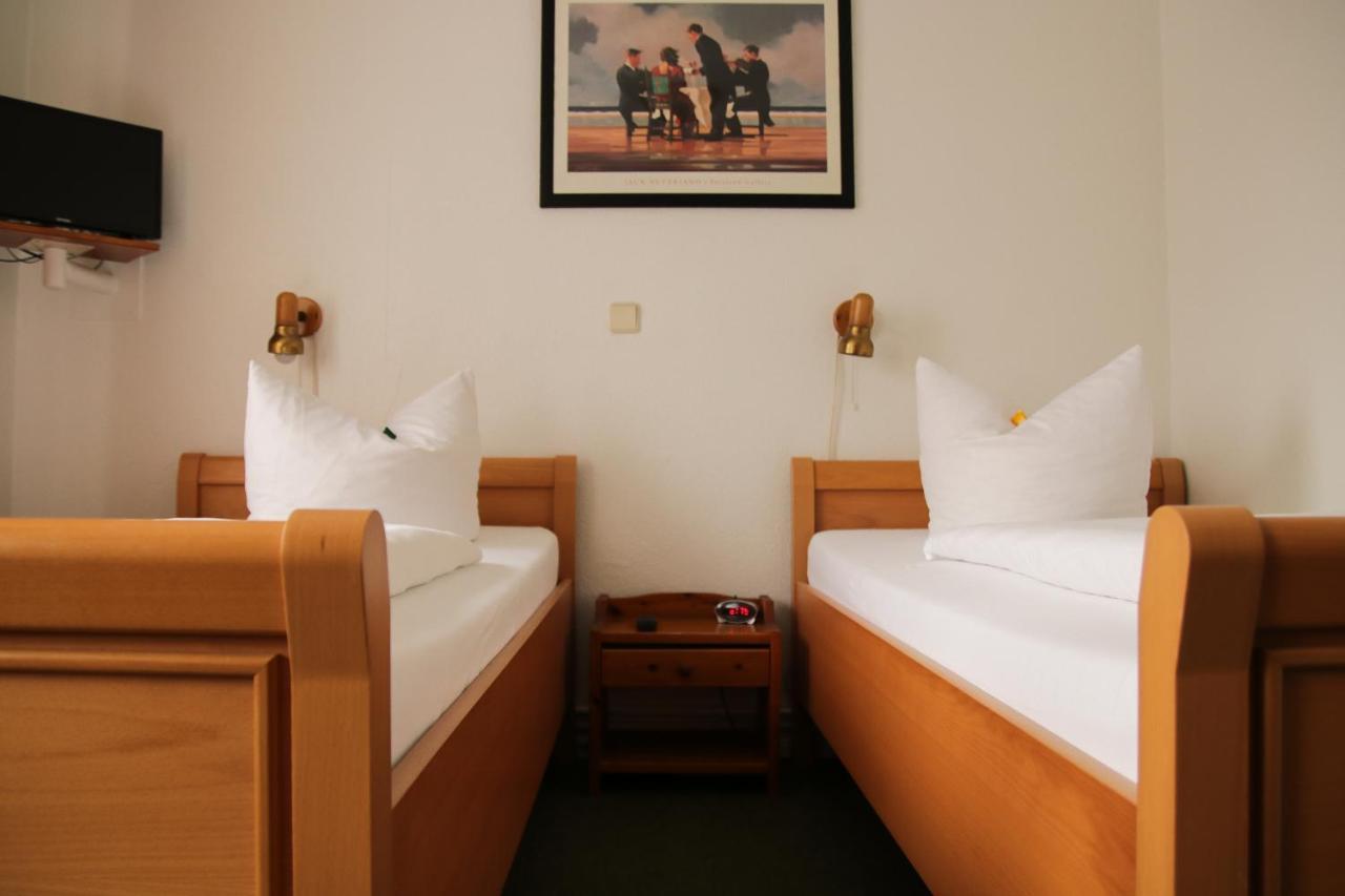 Hotel Meiendorfer Park Free Parking 함브루크 외부 사진
